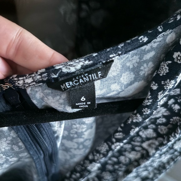 J.CREW Mercantile - Navy Blue/White Floral Wrap Summer Dress - Size 6 - Picture 3 of 3